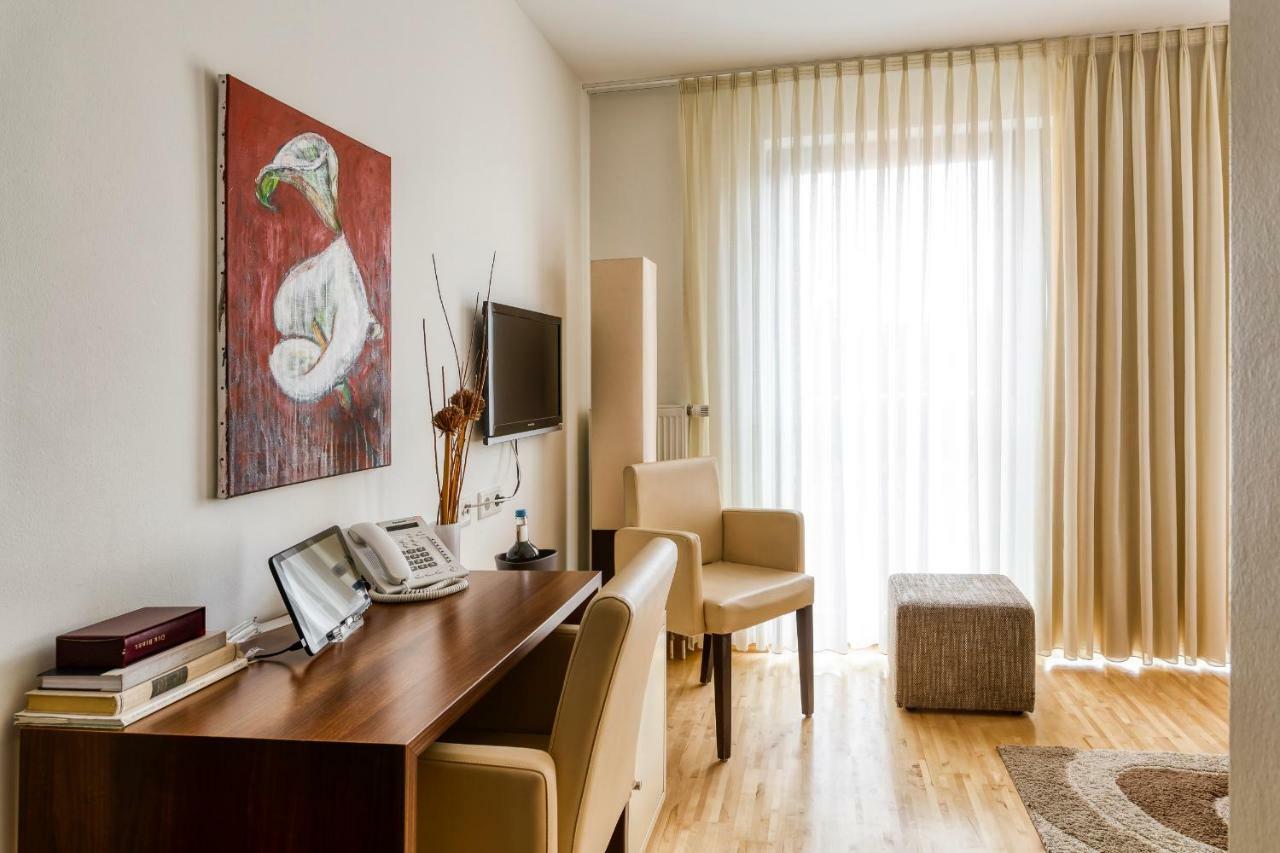 Hotel F-Ritz Шлезвіг Екстер'єр фото