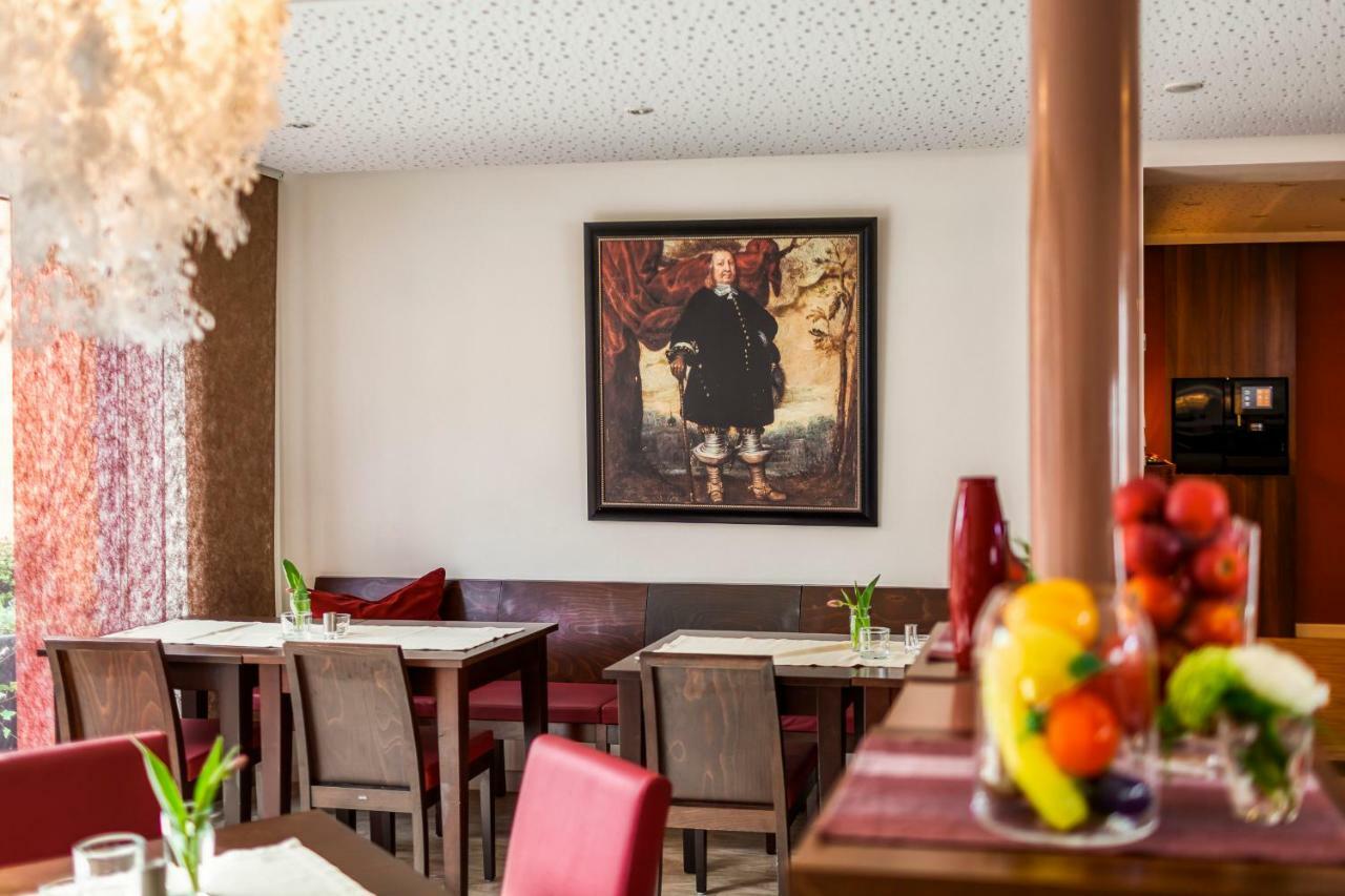 Hotel F-Ritz Шлезвіг Екстер'єр фото